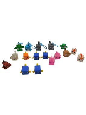 Pet Simulator X Keychains Clips Figures Toy Lot 17 Pieces NO CODES